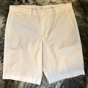 Gap White Shorts